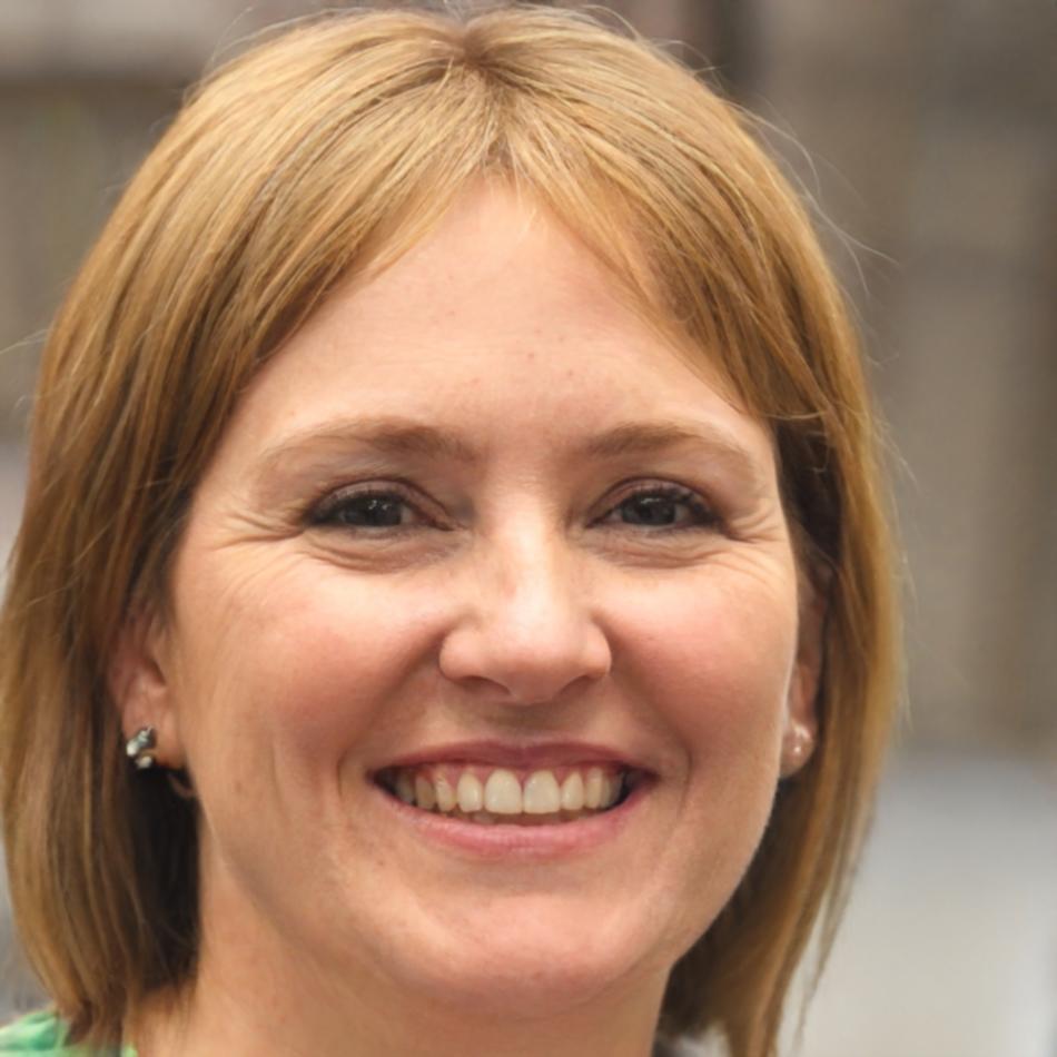 Lisa Weber, Strategische Beraterin bei Teachiuma Pathar
